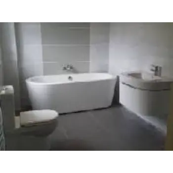 White Ceramic Bath Tub